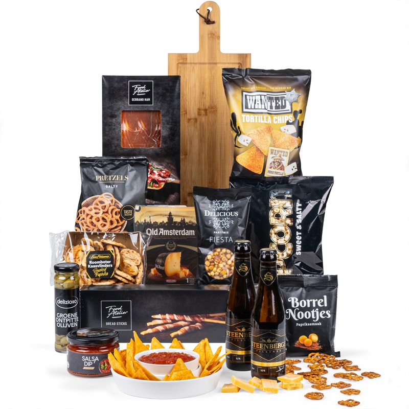 33. 'Royale borrelplank' kerstpakket